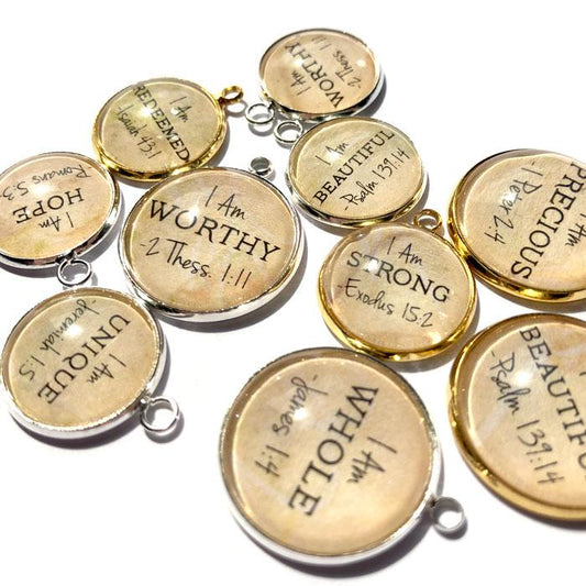 I AM Strong, Beautiful, Unique, Hope Affirmations – Glass Scripture