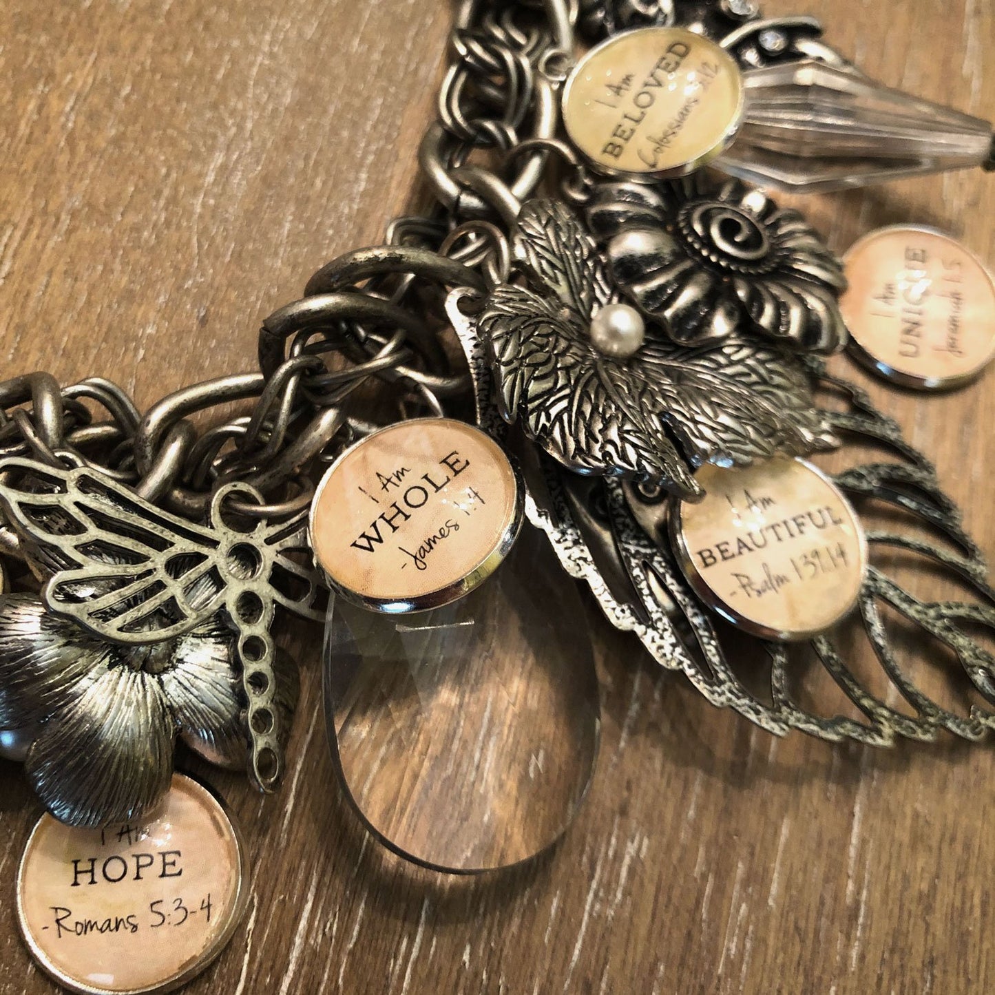 I AM Strong, Beautiful, Unique, Hope Affirmations – Glass Scripture